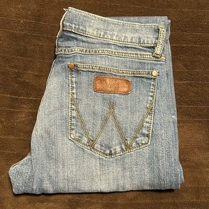 Wrangler Retro, Slim Straight Men’s jeans.